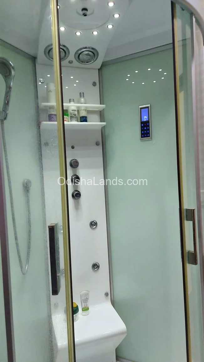 8 BHK fully furnished house for sale in Jagannath Nagar