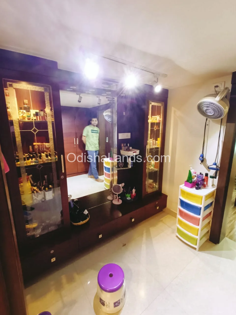 8 BHK fully furnished house for sale in Jagannath Nagar