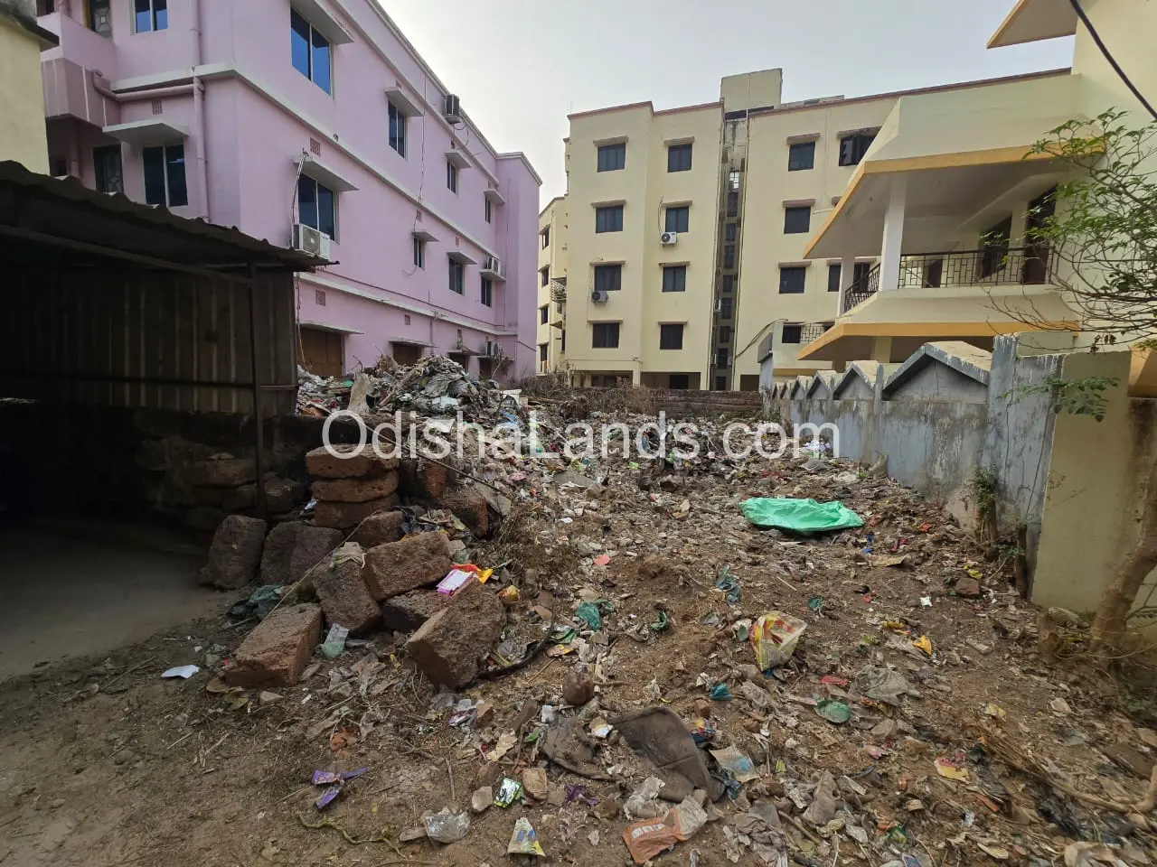 1800 sqft land for sale in Nayapalli.