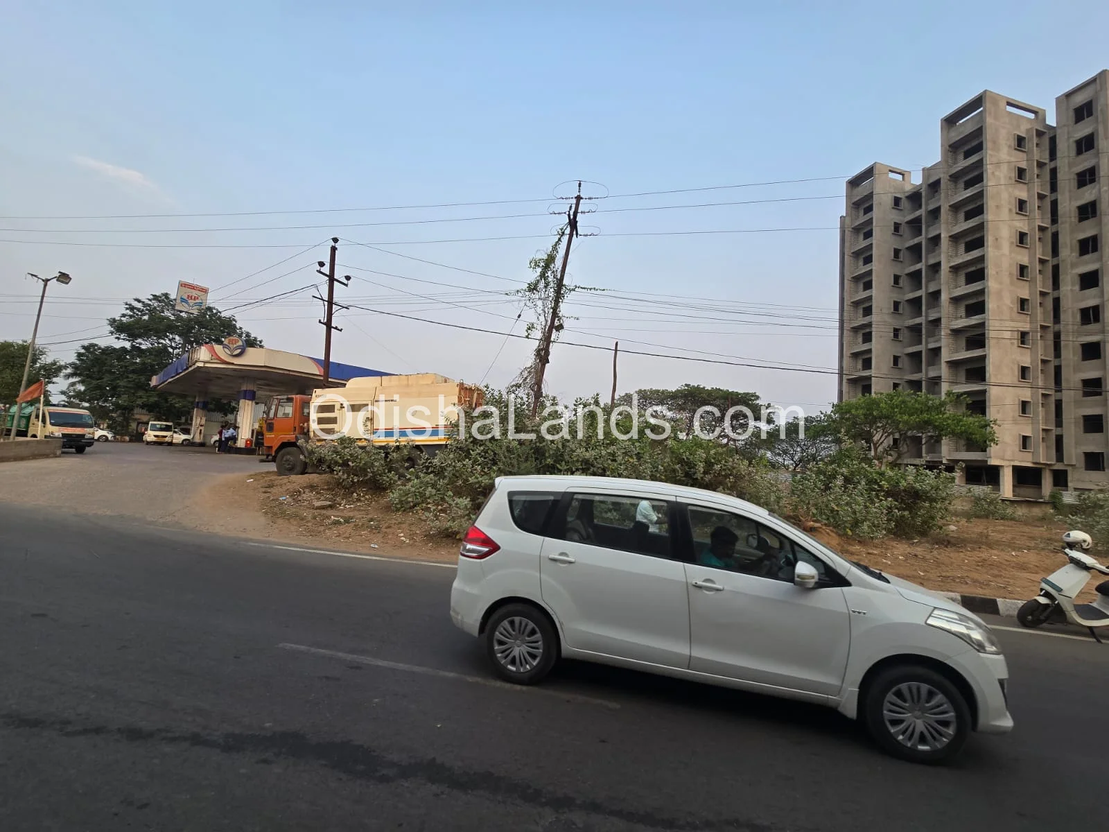 16000 sqft fully commercial plot sale in Pahala NH side.