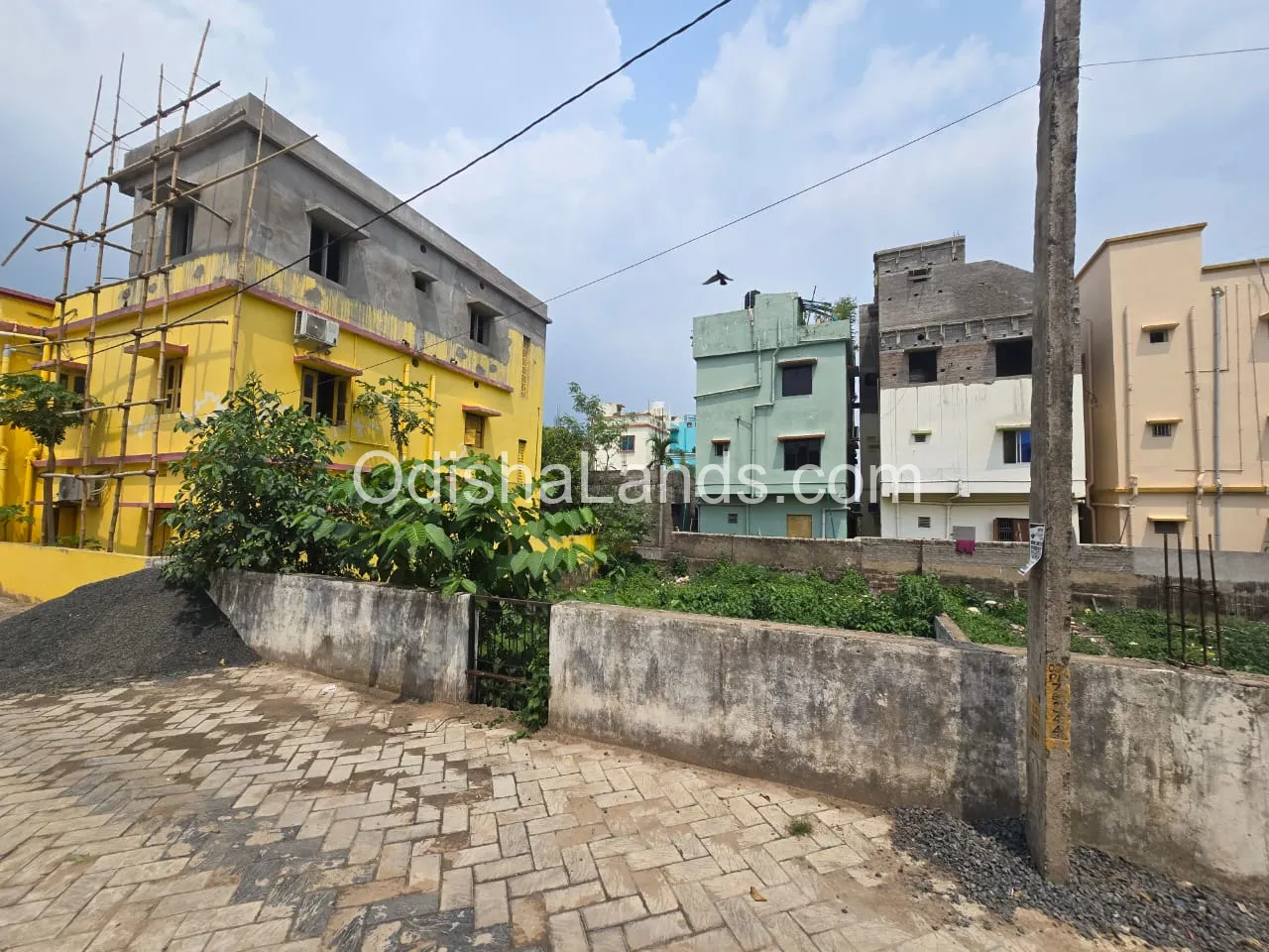 2200 sqft land for sale in Jharapada, Mahadev Nagar.