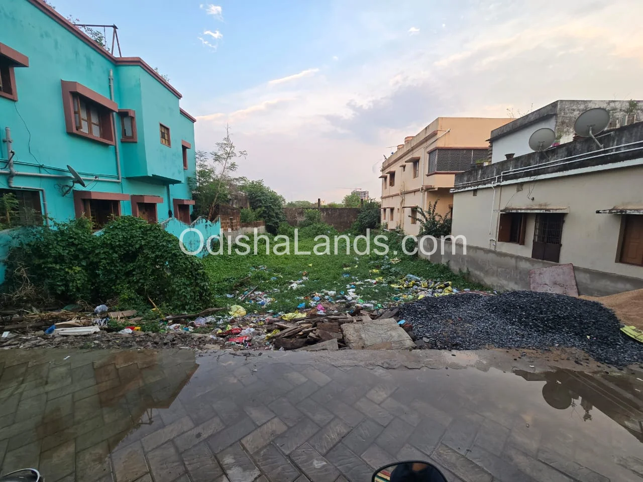 3000 sqft residential land for sale in Jharapada, Mahadev Nagar