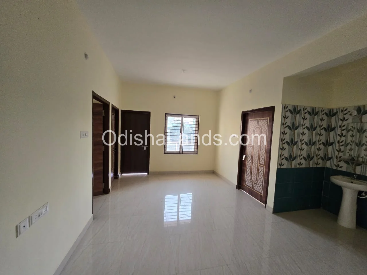 3 bhk spacious apartment for sale in Patia, Nandan Vihar.