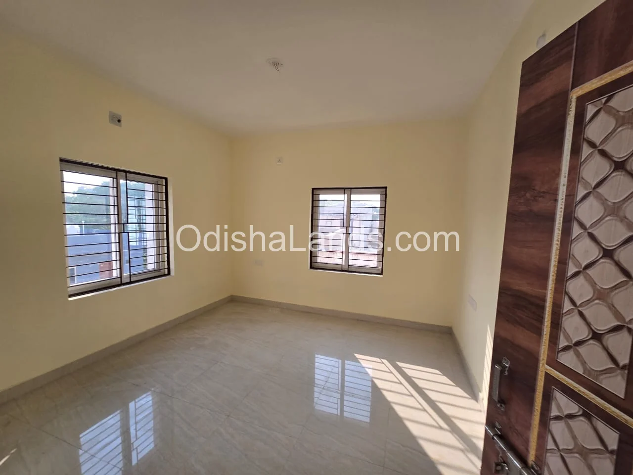 3 bhk spacious apartment for sale in Patia, Nandan Vihar.