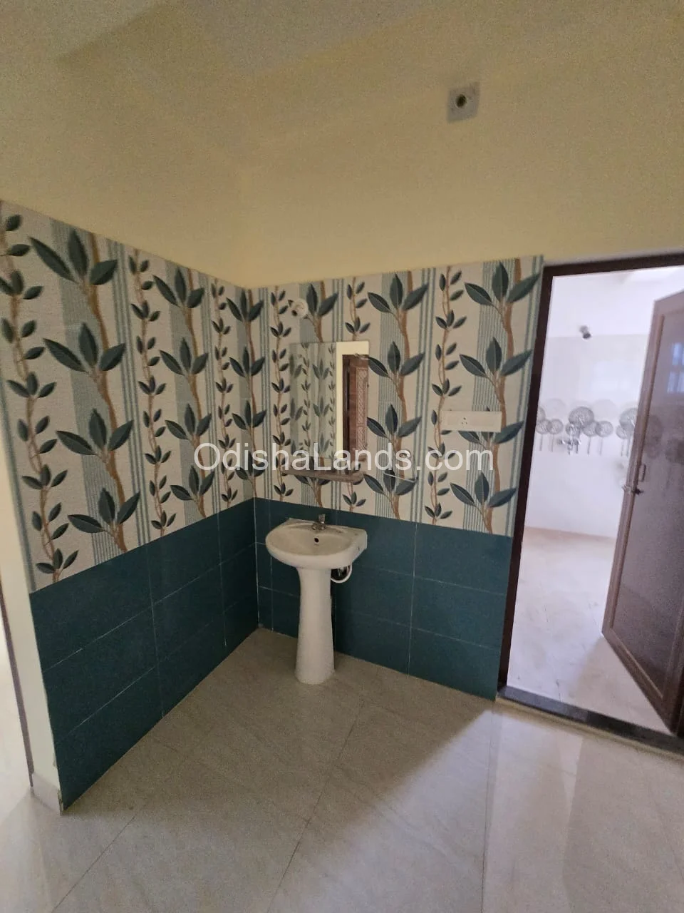 3 bhk spacious apartment for sale in Patia, Nandan Vihar.