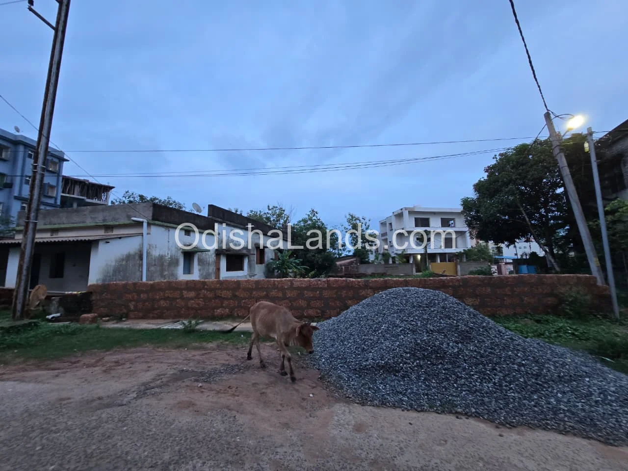 4500 sqft land for sale in Ghatikia, Anandvihar.