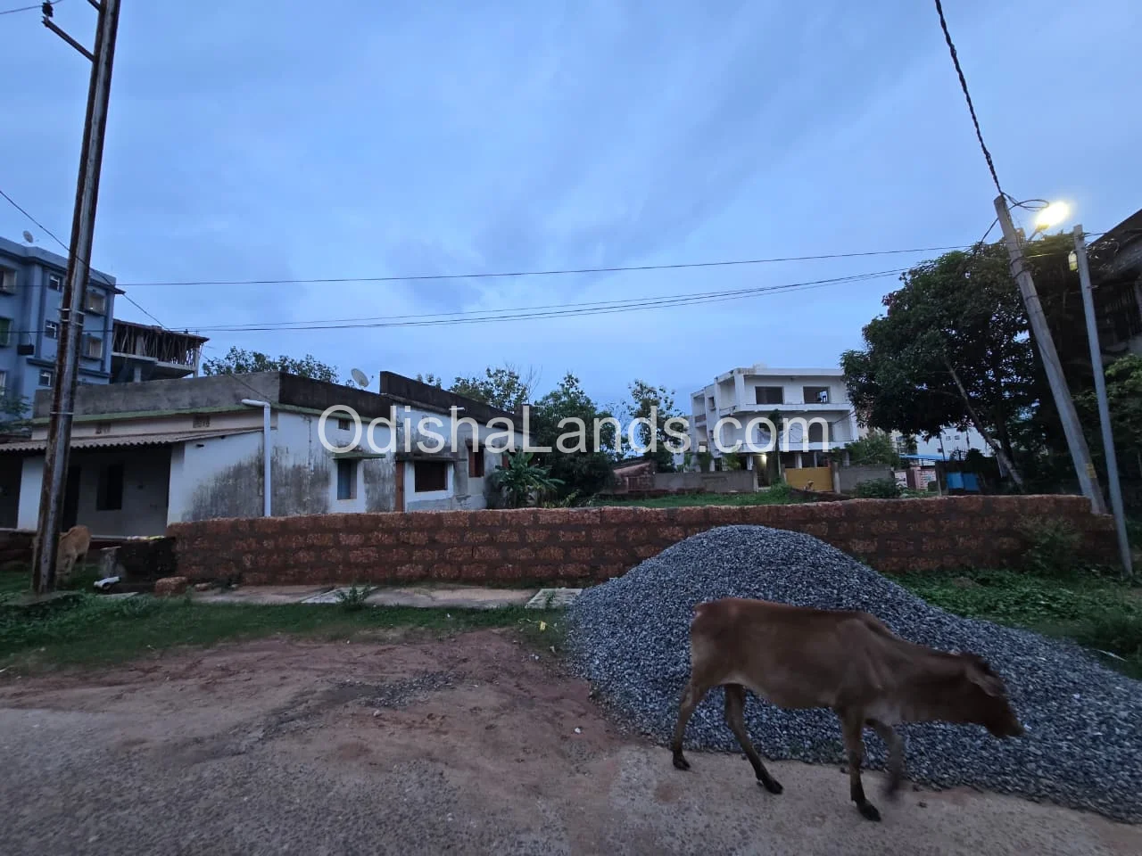 4500 sqft land for sale in Ghatikia, Anandvihar.