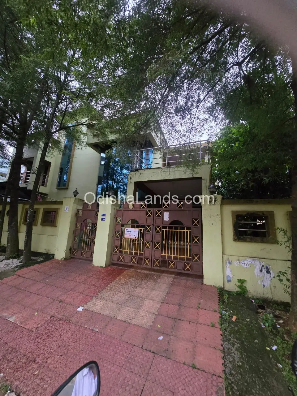 2700 sqft GA land with buildingfor sale in Niladri vihar